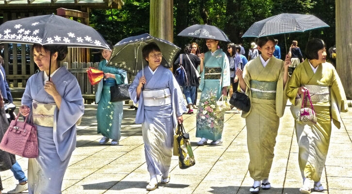 ELEGANT JAPONYA & GÜNEY KORE Qatar HY ile (Sakura&Ramazan Bayramı)